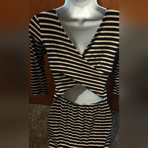 Necessary clothing black&tan stripped cross back stretchy dress SO CUTE! szS - Picture 6 of 7